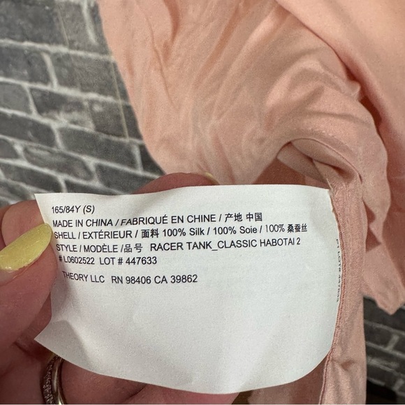 Theory cami blouse light pink 100% silk - Picture 6 of 7